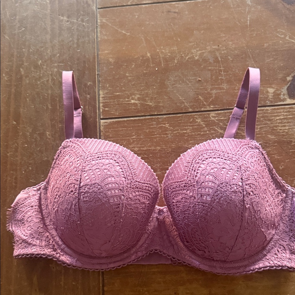 Dream angels by Victoria secret lace lined Demi bra 36d